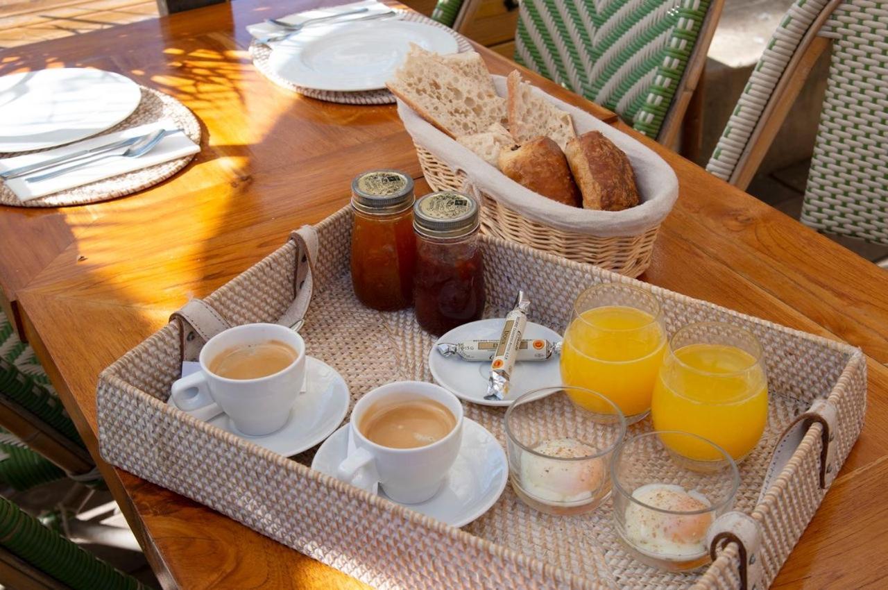 Hotel Le Porquerollais ปอร์เกรอล ภายนอก รูปภาพ