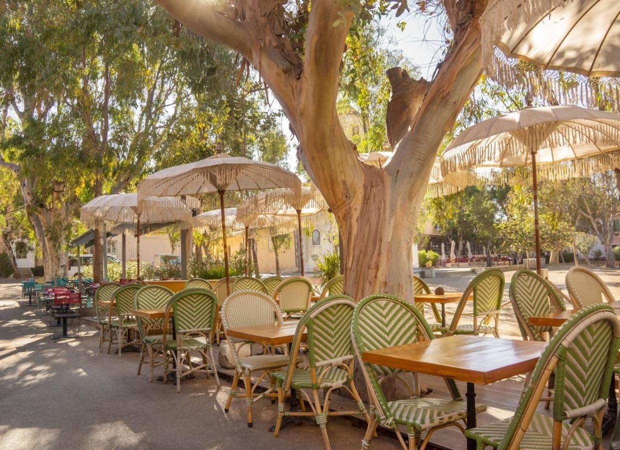 Hotel Le Porquerollais ปอร์เกรอล ภายนอก รูปภาพ
