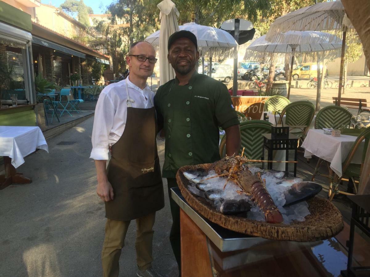 Hotel Le Porquerollais ปอร์เกรอล ภายนอก รูปภาพ